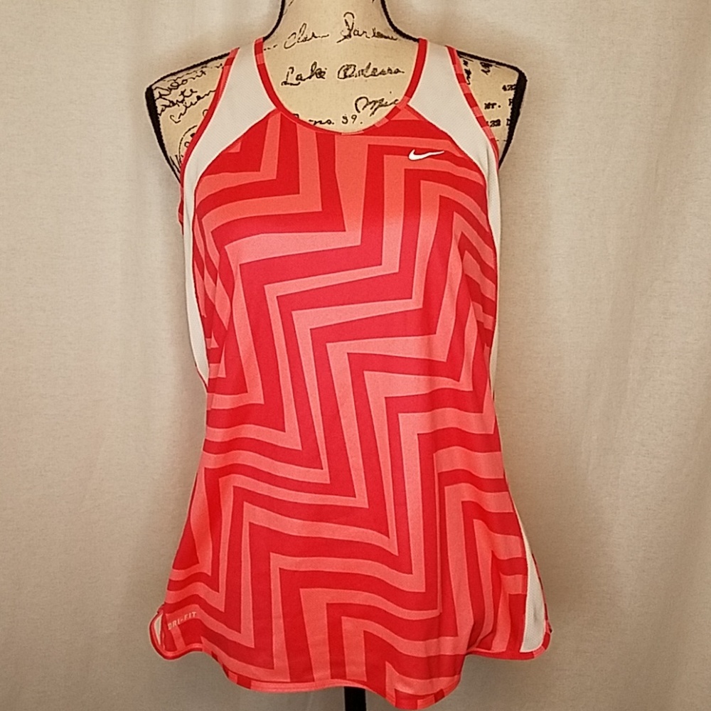 Nike Dri-FIT tank top size large